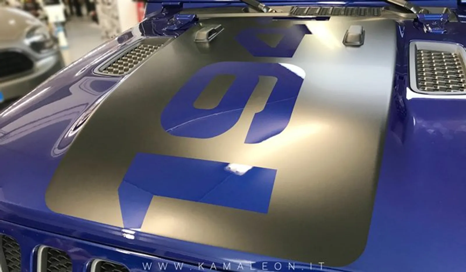 Grafica prespaziata su Jeep Wrangler