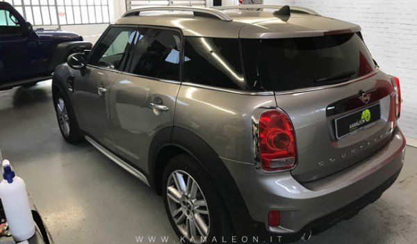 Mini Countryman con oscuramento vetri posteriori