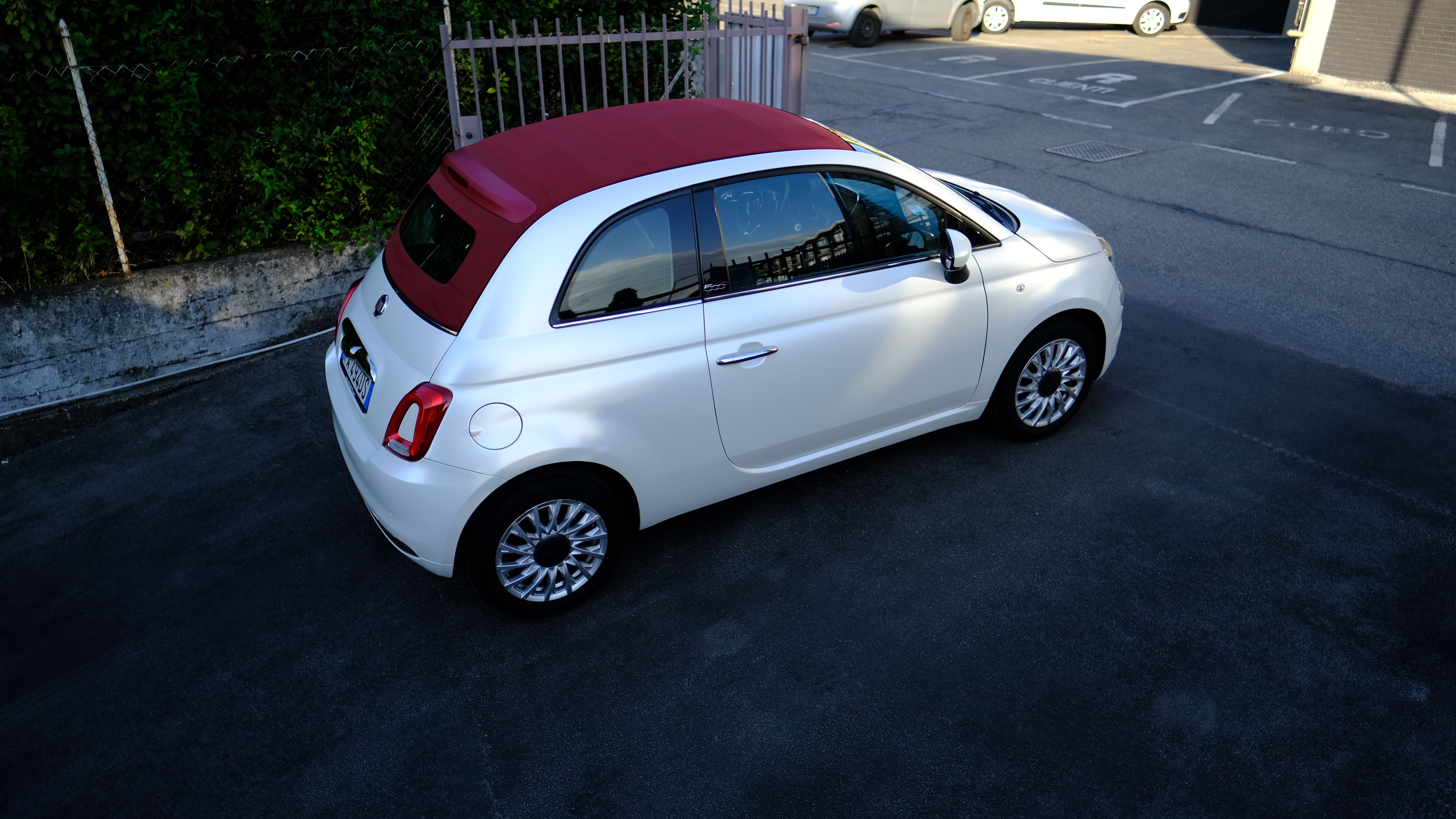 Boat wrapping su imbarcazione sportiva